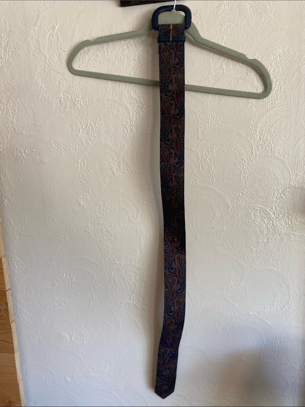 Vintage Harken Classic Paisley belt in Navy and Burgundy - Unbranded